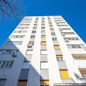 Apartament In, Rijeka